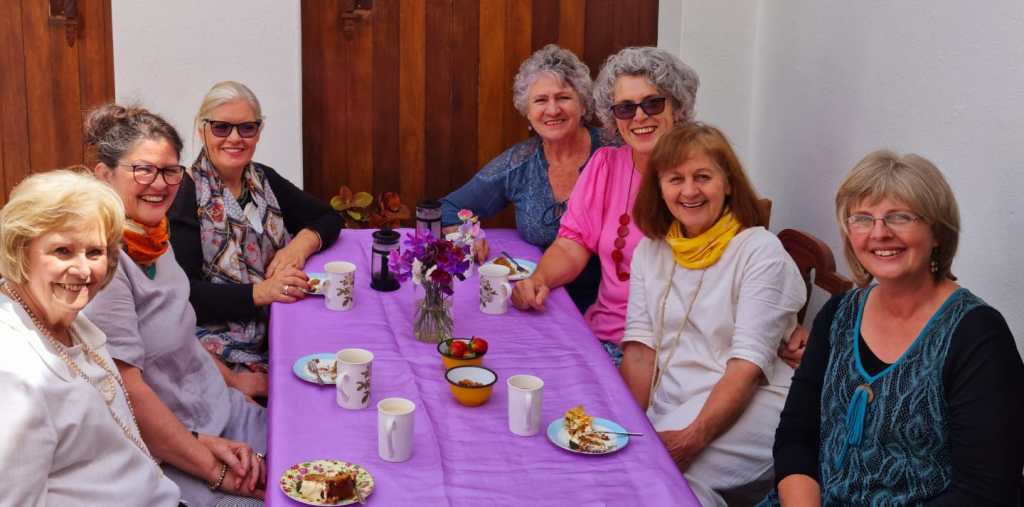 Hierdie foto het 'n leë alt kenmerk; die lêernaam is oggendtee.jpg